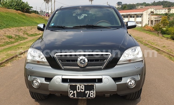 Acheter Neuf Voiture Kia Sorento Noir à Yaoundé, Central Cameroon Acheter Neuf Voiture Kia Sorento Noir à Yaoundé, Central Cameroon