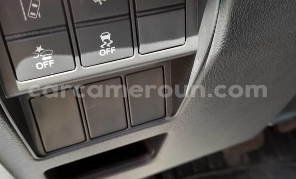 Sayi Imported Honda CR–V Blue Mota in Douala a Ƙasar Kamaru Sayi Imported Honda CR–V Blue Mota in Douala a Ƙasar Kamaru