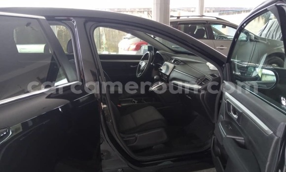 Sayi Imported Honda CR–V Black Mota in Douala a Ƙasar Kamaru