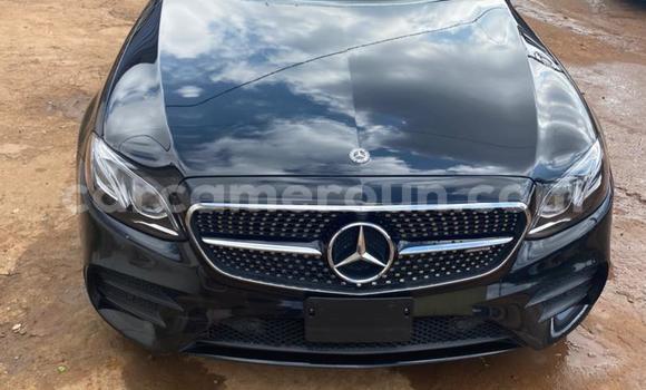 Sayi Imported Mercedes‒Benz E–Class Black Mota in Douala a Ƙasar Kamaru Sayi Imported Mercedes‒Benz E–Class Black Mota in Douala a Ƙasar Kamaru
