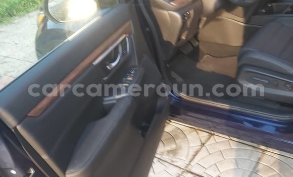 Sayi Imported Honda CR–V Blue Mota in Douala a Ƙasar Kamaru Sayi Imported Honda CR–V Blue Mota in Douala a Ƙasar Kamaru