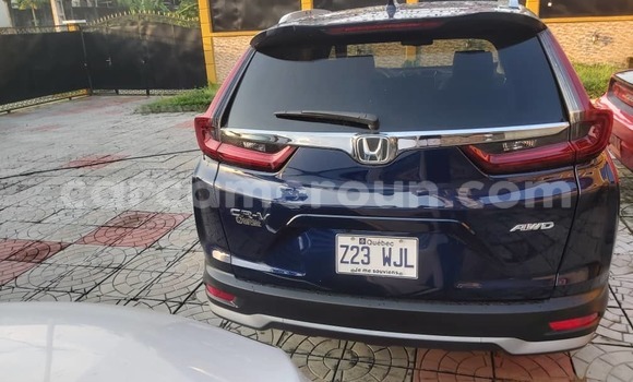 Sayi Imported Honda CR–V Blue Mota in Douala a Ƙasar Kamaru Sayi Imported Honda CR–V Blue Mota in Douala a Ƙasar Kamaru