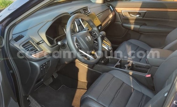 Sayi Imported Honda CR–V Blue Mota in Douala a Ƙasar Kamaru Sayi Imported Honda CR–V Blue Mota in Douala a Ƙasar Kamaru