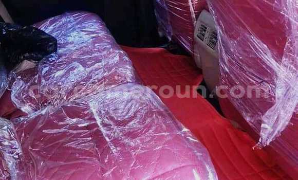 Acheter Neuf Voiture Toyota 4Runner Noir à Douala, Littoral Cameroon Acheter Neuf Voiture Toyota 4Runner Noir à Douala, Littoral Cameroon