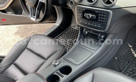 Acheter Neuf Voiture Mercedes‒Benz CLA-klasse Noir à Douala, Littoral Cameroon Acheter Neuf Voiture Mercedes‒Benz CLA-klasse Noir à Douala, Littoral Cameroon