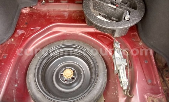 Sayi Sabo Toyota Avensis Red Mota in Douala a Ƙasar Kamaru Sayi Sabo Toyota Avensis Red Mota in Douala a Ƙasar Kamaru