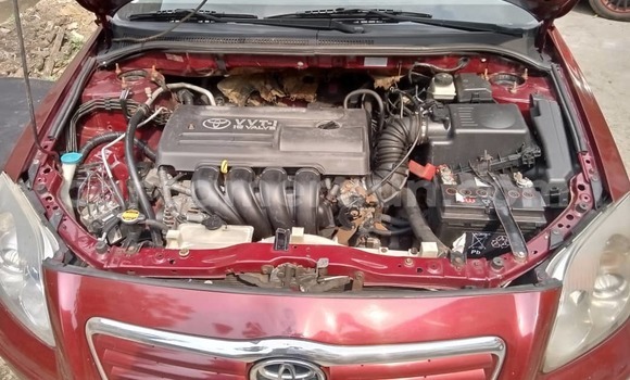 Sayi Sabo Toyota Avensis Red Mota in Douala a Ƙasar Kamaru Sayi Sabo Toyota Avensis Red Mota in Douala a Ƙasar Kamaru