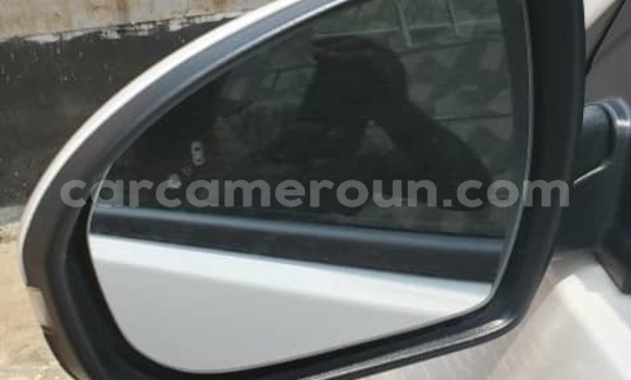 Buy Import Kia Sorento White Car in Douala in Littoral Cameroon Buy Import Kia Sorento White Car in Douala in Littoral Cameroon