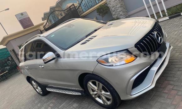 Sayi Sabo Mercedes‒Benz GLE Azurfa Mota in Yaounde a Babban Kamaru Sayi Sabo Mercedes‒Benz GLE Azurfa Mota in Yaounde a Babban Kamaru