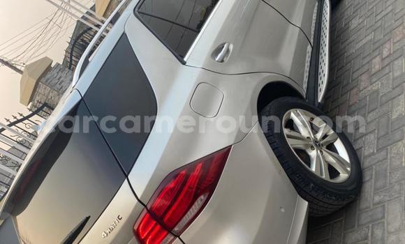 Sayi Sabo Mercedes‒Benz GLE Azurfa Mota in Yaounde a Babban Kamaru Sayi Sabo Mercedes‒Benz GLE Azurfa Mota in Yaounde a Babban Kamaru