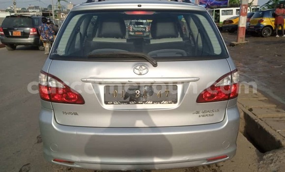 Buy Used Toyota Avensis Verso Silver Car in Douala in Littoral Cameroon Buy Used Toyota Avensis Verso Silver Car in Douala in Littoral Cameroon