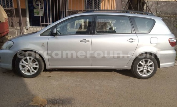 Buy Used Toyota Avensis Verso Silver Car in Douala in Littoral Cameroon Buy Used Toyota Avensis Verso Silver Car in Douala in Littoral Cameroon