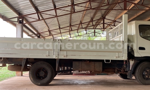 Acheter Occasion Utilitaire Toyota Dyna Blanc à Yaoundé, Central Cameroon Acheter Occasion Utilitaire Toyota Dyna Blanc à Yaoundé, Central Cameroon