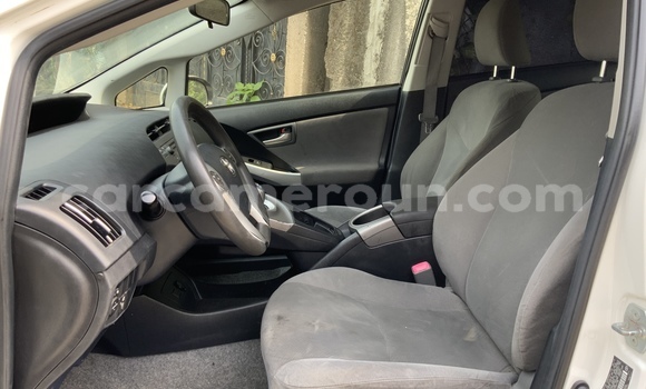 Acheter Occasion Voiture Toyota Prius Blanc à Douala, Littoral Cameroon Acheter Occasion Voiture Toyota Prius Blanc à Douala, Littoral Cameroon