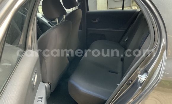 Acheter Occasion Voiture Toyota Vitz Gris à Douala, Littoral Cameroon Acheter Occasion Voiture Toyota Vitz Gris à Douala, Littoral Cameroon