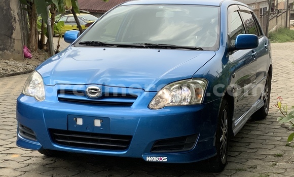 Acheter Occasion Voiture Toyota Runx Bleu à Douala, Littoral Cameroon Acheter Occasion Voiture Toyota Runx Bleu à Douala, Littoral Cameroon