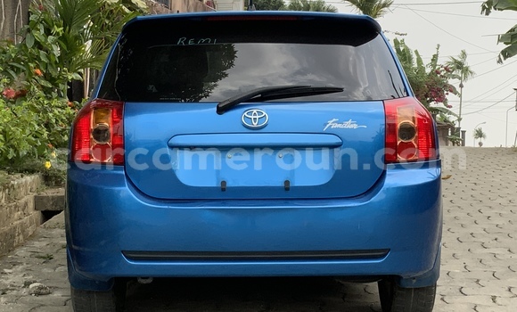 Acheter Occasion Voiture Toyota Runx Bleu à Douala, Littoral Cameroon Acheter Occasion Voiture Toyota Runx Bleu à Douala, Littoral Cameroon