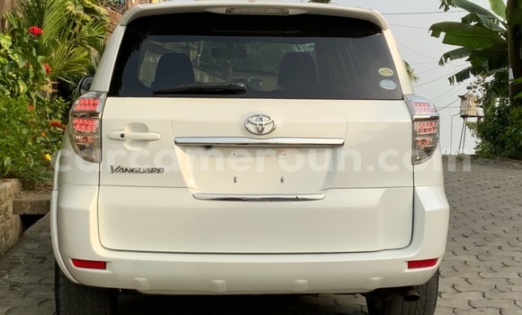 Acheter Occasion Voiture Toyota Vanguard Blanc à Douala, Littoral Cameroon Acheter Occasion Voiture Toyota Vanguard Blanc à Douala, Littoral Cameroon