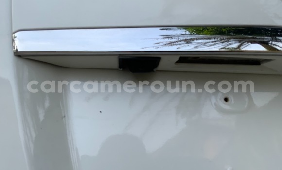 Acheter Occasion Voiture Toyota Vanguard Blanc à Douala, Littoral Cameroon Acheter Occasion Voiture Toyota Vanguard Blanc à Douala, Littoral Cameroon