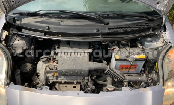 Acheter Occasion Voiture Toyota Vitz Gris à Douala, Littoral Cameroon Acheter Occasion Voiture Toyota Vitz Gris à Douala, Littoral Cameroon