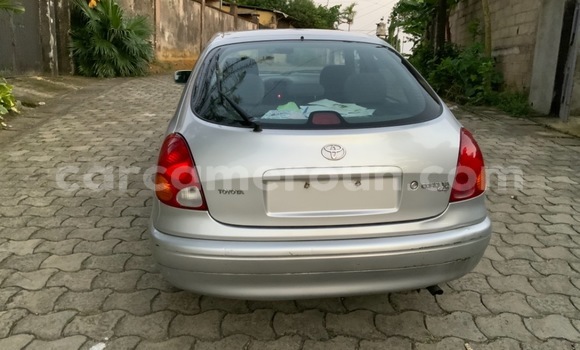 Acheter Occasion Voiture Toyota Corolla Gris à Douala, Littoral Cameroon Acheter Occasion Voiture Toyota Corolla Gris à Douala, Littoral Cameroon