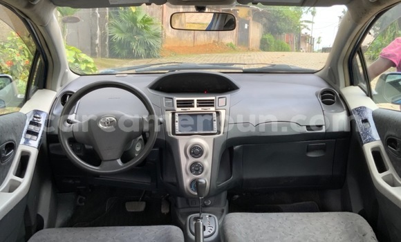 Acheter Occasion Voiture Toyota Vitz Bleu à Douala, Littoral Cameroon Acheter Occasion Voiture Toyota Vitz Bleu à Douala, Littoral Cameroon