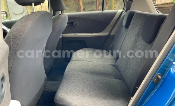 Acheter Occasion Voiture Toyota Vitz Bleu à Douala, Littoral Cameroon Acheter Occasion Voiture Toyota Vitz Bleu à Douala, Littoral Cameroon