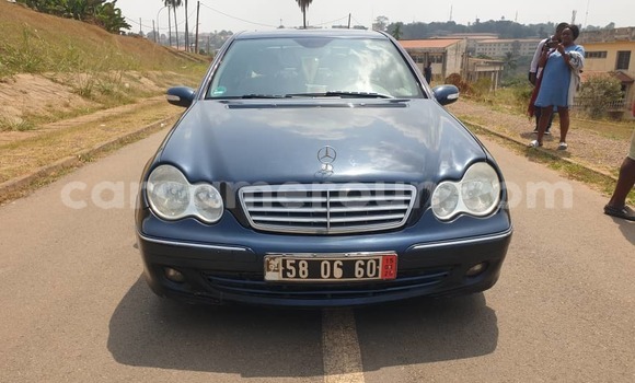 Buy Import Mercedes-Benz C-Classe Black Car in Yaounde in Central Cameroon Buy Import Mercedes-Benz C-Classe Black Car in Yaounde in Central Cameroon