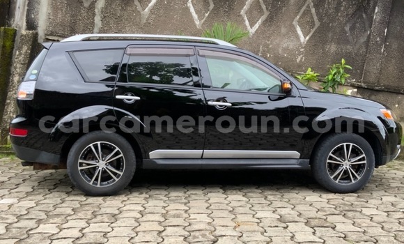 Sayi Na hannu Mitsubishi Outlander Black Mota in Douala a Ƙasar Kamaru Sayi Na hannu Mitsubishi Outlander Black Mota in Douala a Ƙasar Kamaru