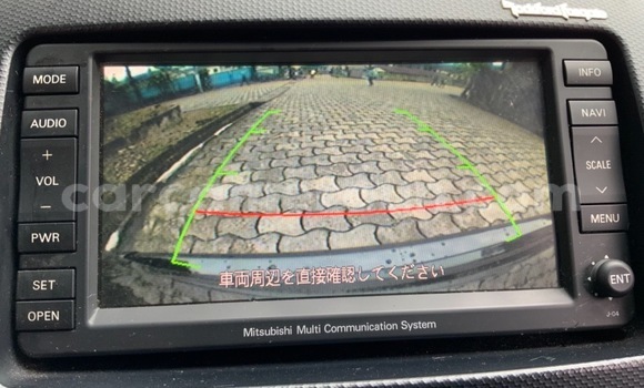 Sayi Na hannu Mitsubishi Outlander Black Mota in Douala a Ƙasar Kamaru Sayi Na hannu Mitsubishi Outlander Black Mota in Douala a Ƙasar Kamaru