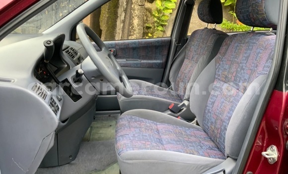 Acheter Occasion Voiture Toyota Picnic Rouge à Douala, Littoral Cameroon Acheter Occasion Voiture Toyota Picnic Rouge à Douala, Littoral Cameroon