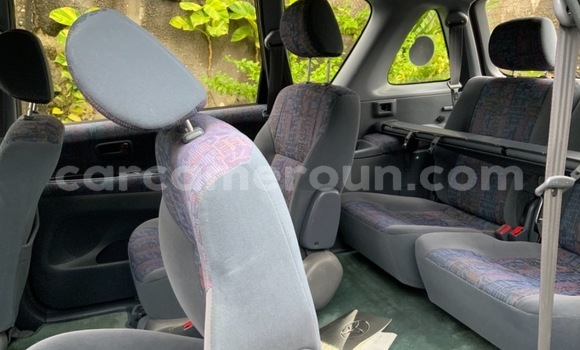 Acheter Occasion Voiture Toyota Picnic Rouge à Douala, Littoral Cameroon Acheter Occasion Voiture Toyota Picnic Rouge à Douala, Littoral Cameroon