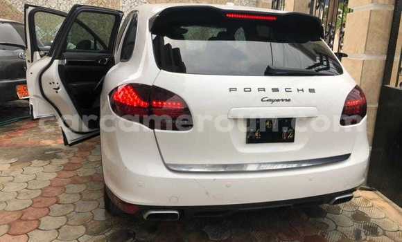 Acheter Neuf Voiture Porsche Cayenne Blanc à Douala, Littoral Cameroon Acheter Neuf Voiture Porsche Cayenne Blanc à Douala, Littoral Cameroon