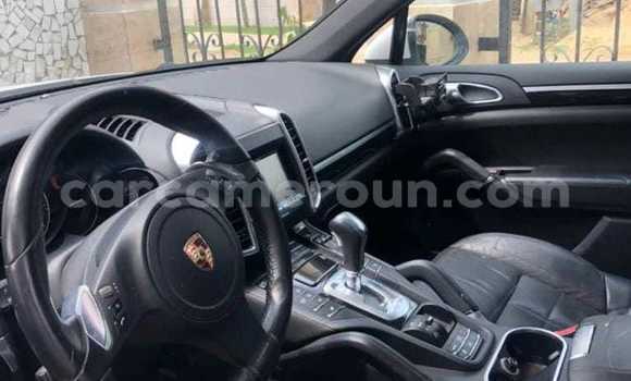 Acheter Neuf Voiture Porsche Cayenne Blanc à Douala, Littoral Cameroon Acheter Neuf Voiture Porsche Cayenne Blanc à Douala, Littoral Cameroon