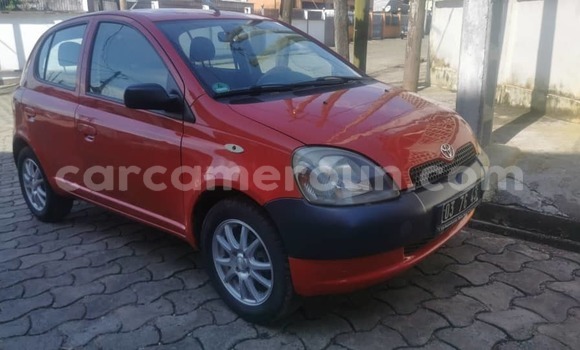 Sayi Na hannu Toyota Yaris Red Mota in Douala a Ƙasar Kamaru Sayi Na hannu Toyota Yaris Red Mota in Douala a Ƙasar Kamaru