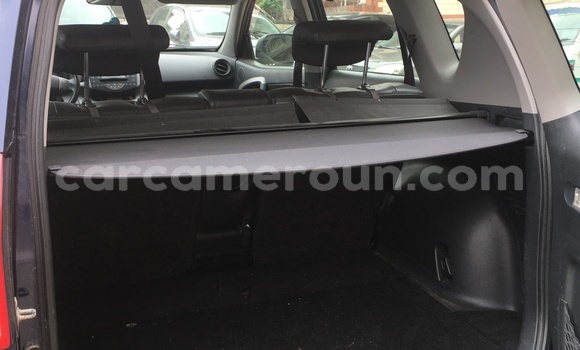 Acheter Occasion Voiture Toyota RAV4 Bleu à Douala, Littoral Cameroon Acheter Occasion Voiture Toyota RAV4 Bleu à Douala, Littoral Cameroon