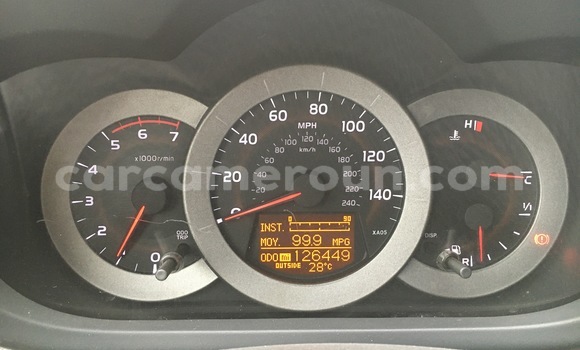 Acheter Occasion Voiture Toyota RAV4 Bleu à Douala, Littoral Cameroon Acheter Occasion Voiture Toyota RAV4 Bleu à Douala, Littoral Cameroon