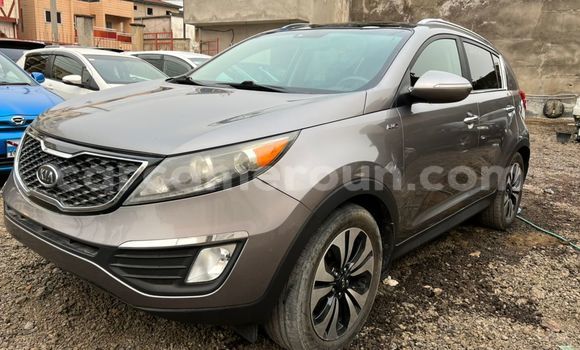 Acheter Occasion Voiture Kia Sportage Gris à Douala, Littoral Cameroon Acheter Occasion Voiture Kia Sportage Gris à Douala, Littoral Cameroon