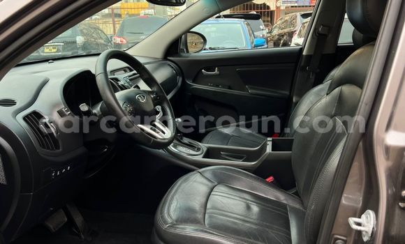 Acheter Occasion Voiture Kia Sportage Gris à Douala, Littoral Cameroon Acheter Occasion Voiture Kia Sportage Gris à Douala, Littoral Cameroon