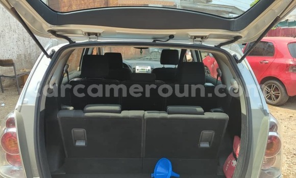 Acheter Occasion Voiture Toyota Corolla Verso Gris à Douala, Littoral Cameroon Acheter Occasion Voiture Toyota Corolla Verso Gris à Douala, Littoral Cameroon