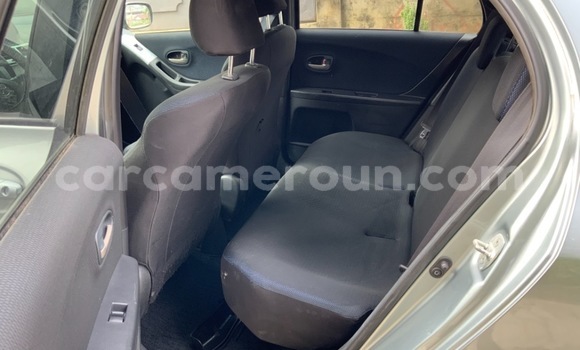 Acheter Occasion Voiture Toyota Vitz Gris à Douala, Littoral Cameroon Acheter Occasion Voiture Toyota Vitz Gris à Douala, Littoral Cameroon