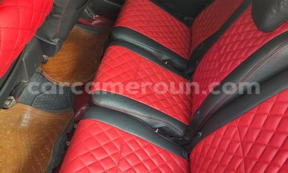 Acheter Occasion Voiture Toyota Corolla Verso Gris à Douala, Littoral Cameroon Acheter Occasion Voiture Toyota Corolla Verso Gris à Douala, Littoral Cameroon