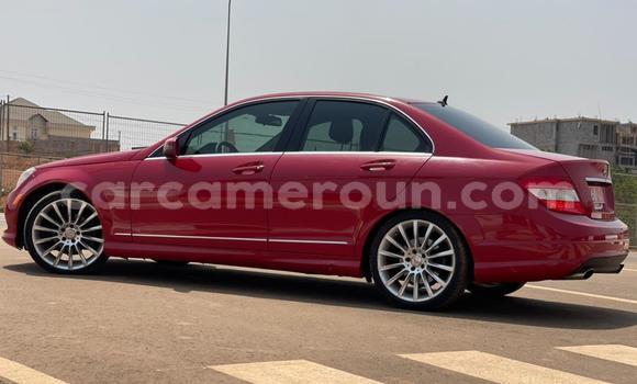 Acheter Occasion Voiture Mercedes-Benz C250 coupe Rouge à Yaoundé, Central Cameroon Acheter Occasion Voiture Mercedes-Benz C250 coupe Rouge à Yaoundé, Central Cameroon