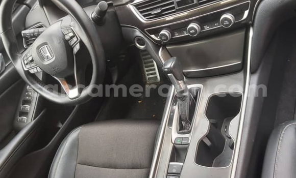 Acheter Import Voiture Honda Accord Noir à Douala, Littoral Cameroon Acheter Import Voiture Honda Accord Noir à Douala, Littoral Cameroon