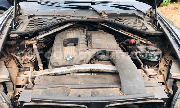 Sayi Na hannu BMW X6 Black Mota in Yaounde a Babban Kamaru Sayi Na hannu BMW X6 Black Mota in Yaounde a Babban Kamaru