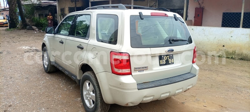 Big with watermark ford escape littoral cameroon douala 8470