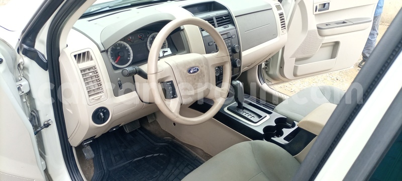 Big with watermark ford escape littoral cameroon douala 8470