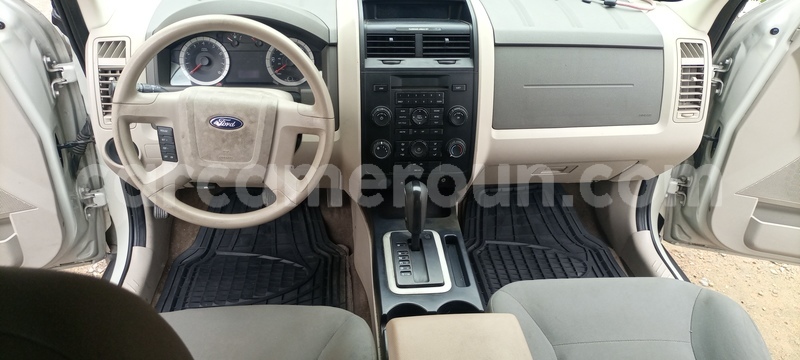 Big with watermark ford escape littoral cameroon douala 8470