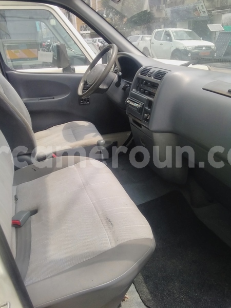 Big with watermark toyota hiace littoral cameroon douala 8484
