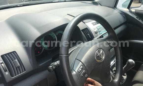 Acheter Neuf Voiture Toyota Corolla Verso Blanc à Douala, Littoral Cameroon Acheter Neuf Voiture Toyota Corolla Verso Blanc à Douala, Littoral Cameroon